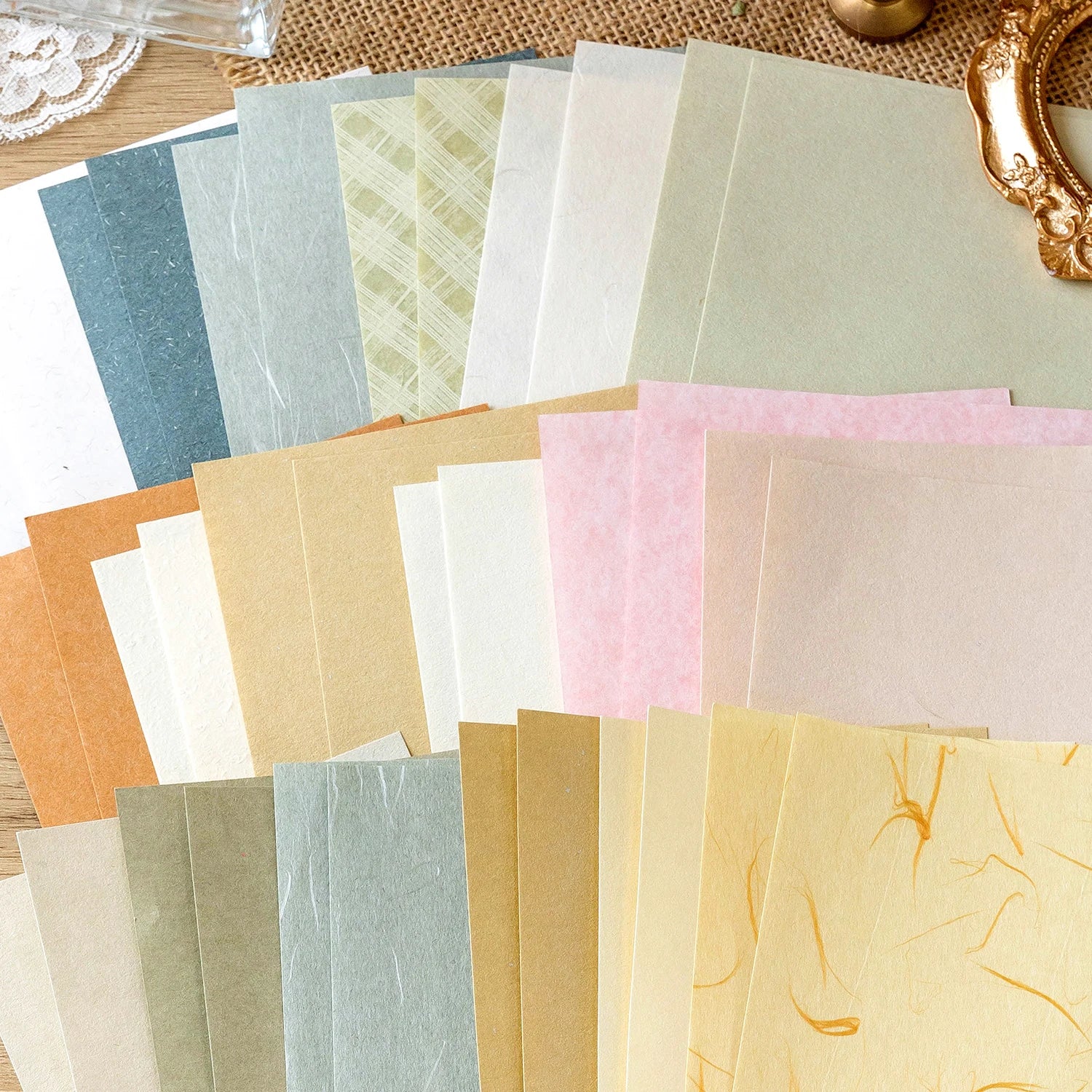 Vintage Decorative Collage | 40Pcs